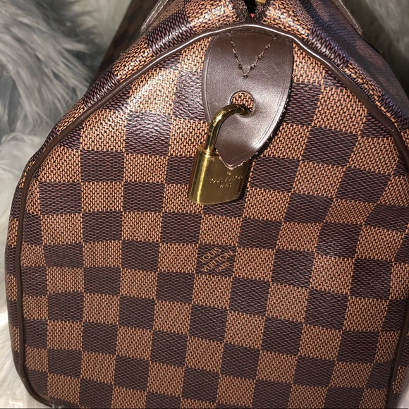 SOLD🔥AUTH LV EXCELLENT DAMIER EBENE SPEEDY 30🔥 - Picture 7 of 8
